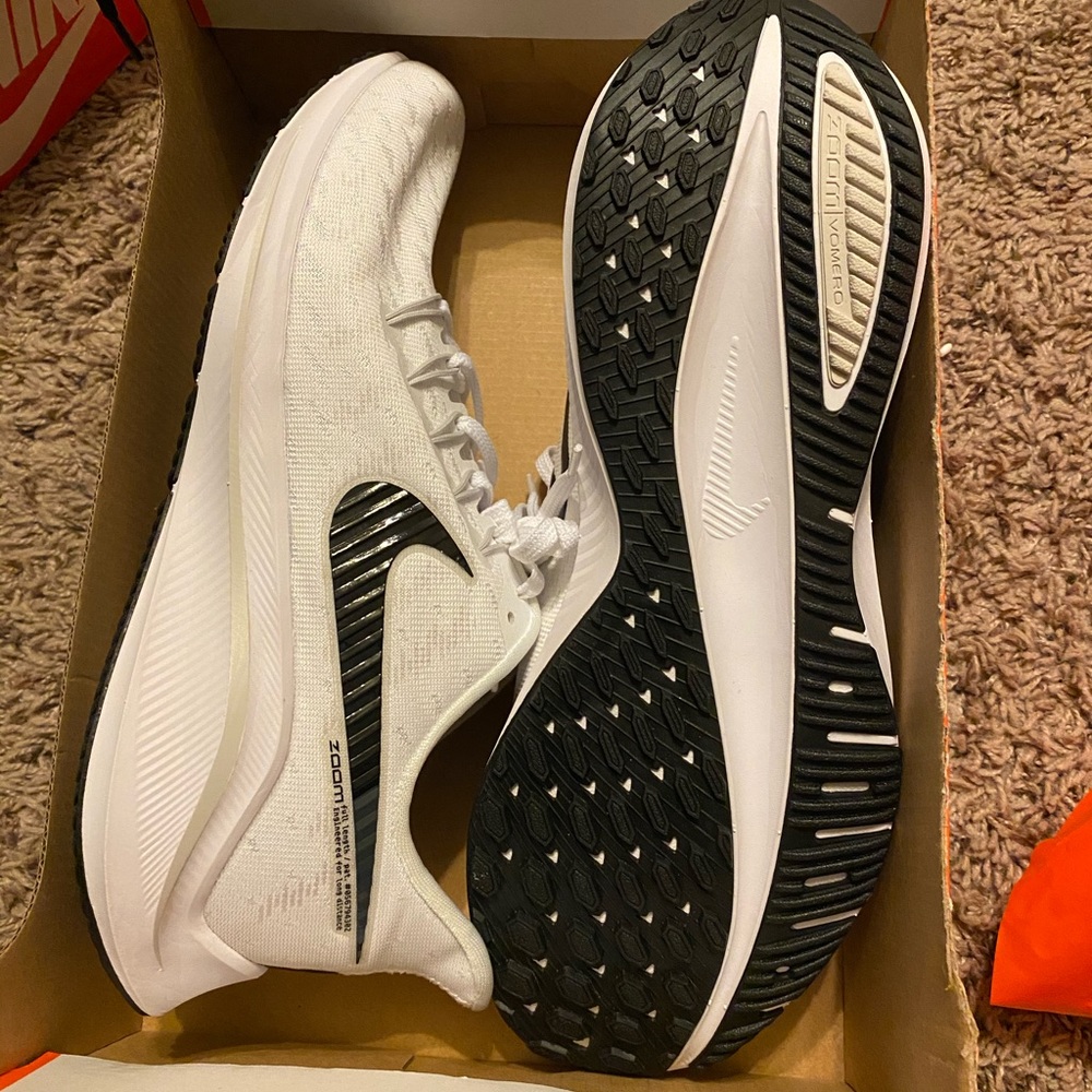 Nike Air Zoom Vomero TB